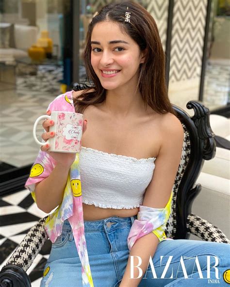 ananya pandey weight|Ananya Panday Age, Height, Weight, Wiki, Biography, Family,。